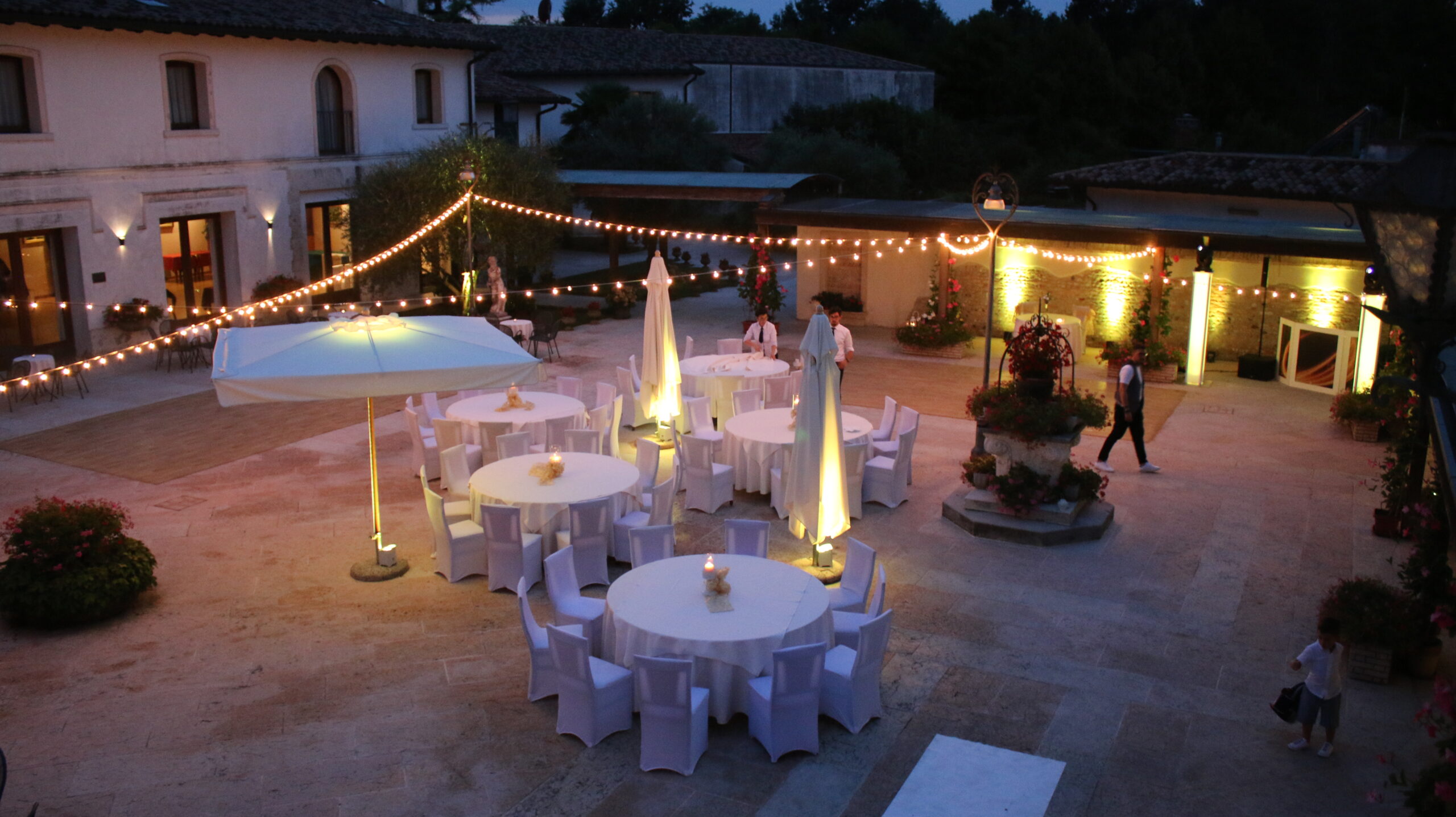 FOTO-CORTE-ESTERNA-MATRIMONIO